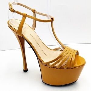 {Giuseppe Zanotti} Platform Stiletto Heels